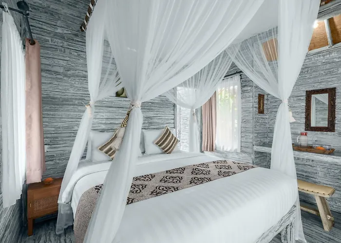 Cahaya - Ocean, Sunset&volcano Views, An Island Hideout